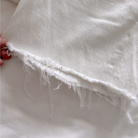 LEVIS - white hot short - Picture 9 of 9